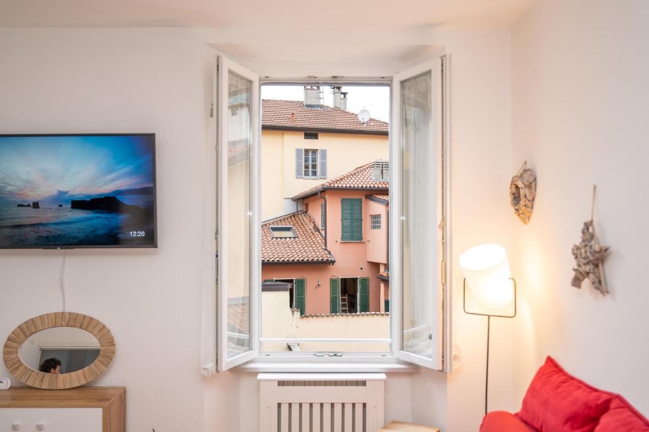 Portatorre Suite, A Charming Apartment In The Heart Of Como, Free Private Parking, Air Conditioning & More! Extérieur photo