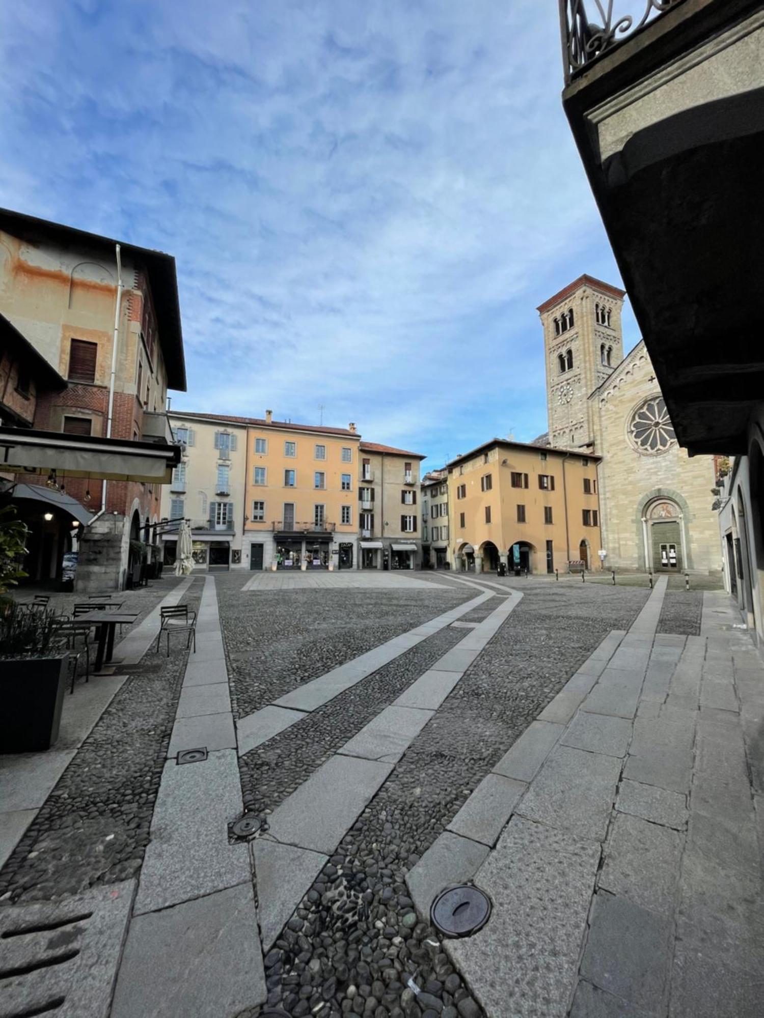 Portatorre Suite, A Charming Apartment In The Heart Of Como, Free Private Parking, Air Conditioning & More! Extérieur photo