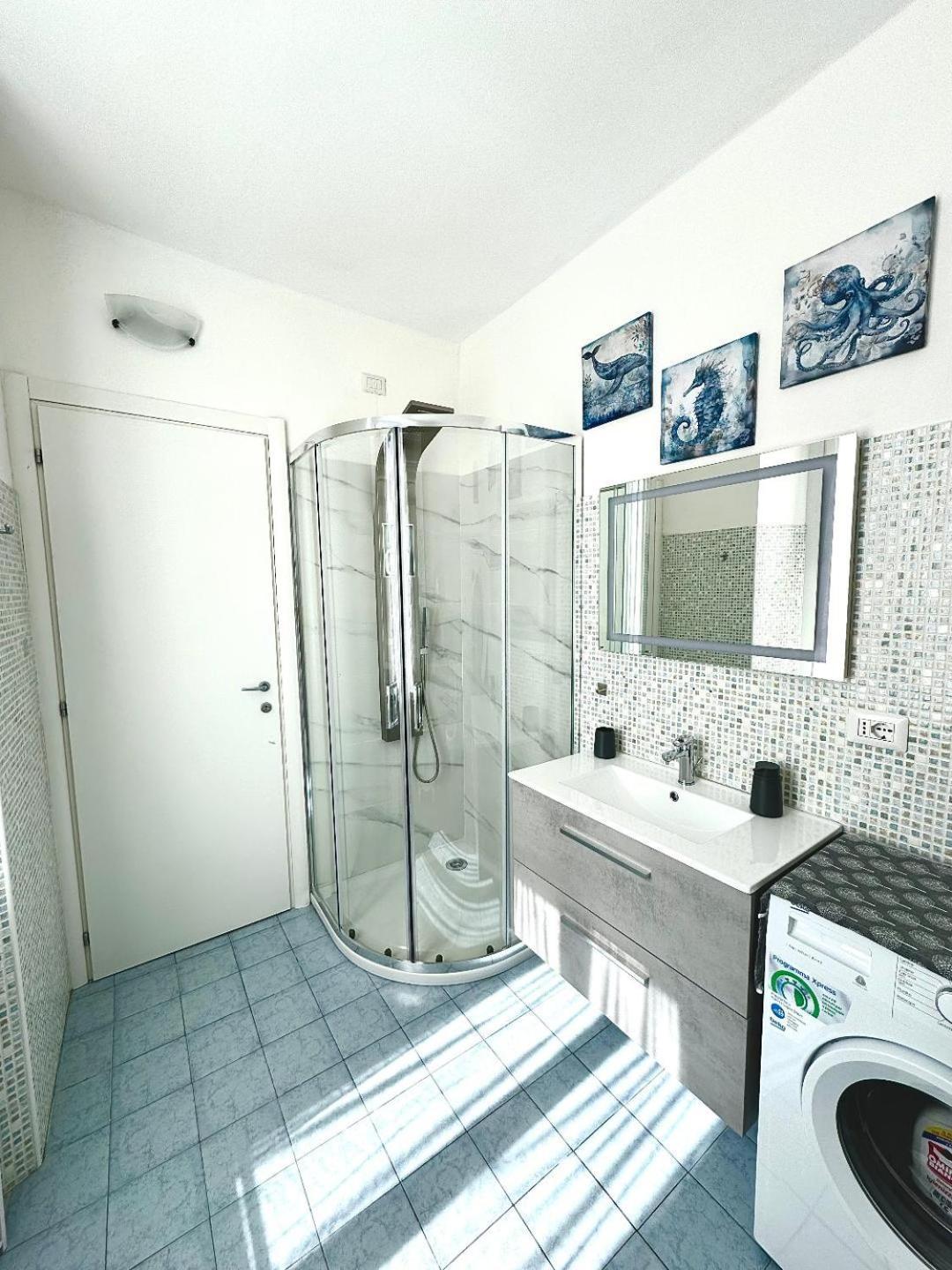 Portatorre Suite, A Charming Apartment In The Heart Of Como, Free Private Parking, Air Conditioning & More! Extérieur photo