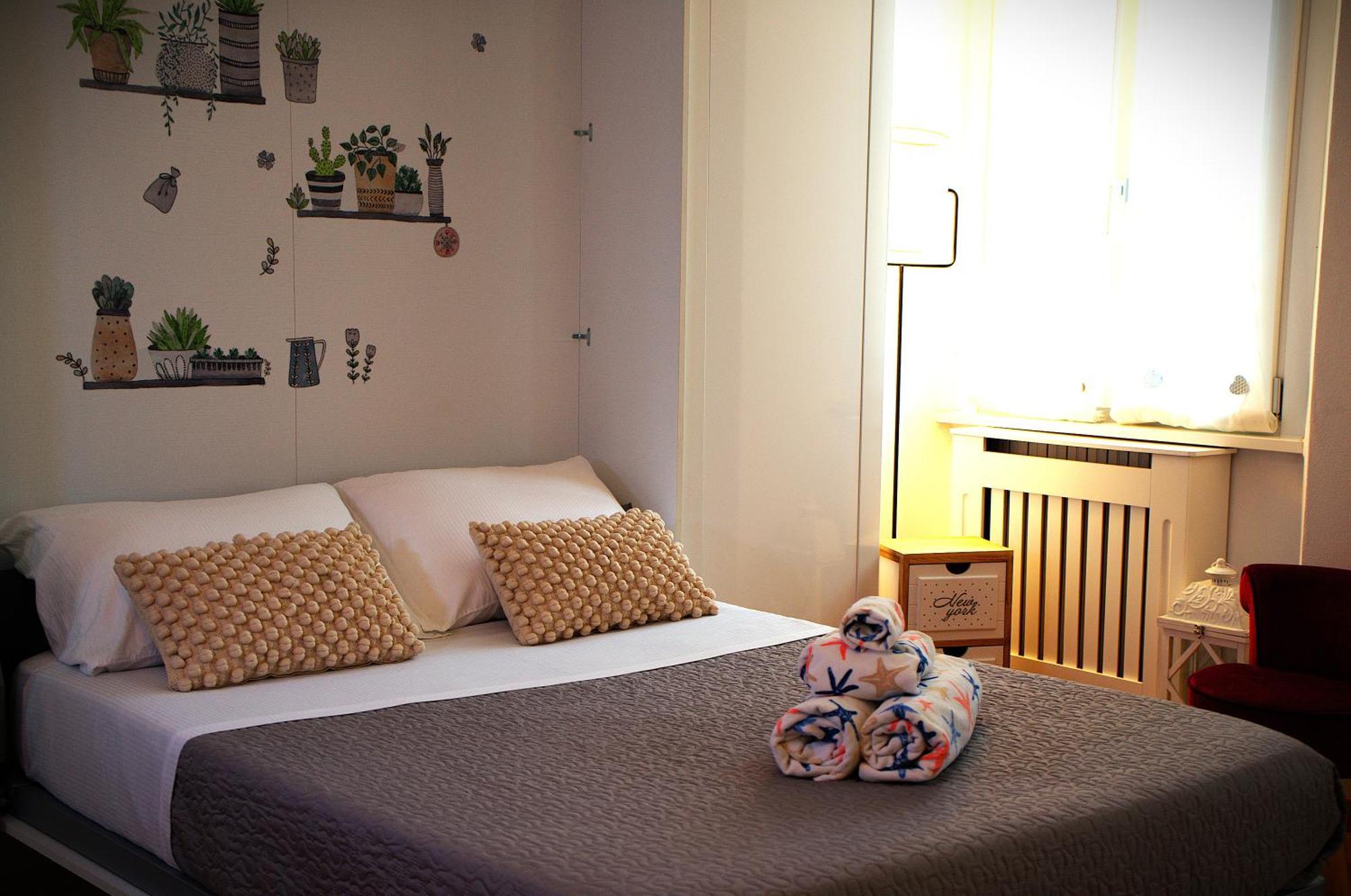 Portatorre Suite, A Charming Apartment In The Heart Of Como, Free Private Parking, Air Conditioning & More! Extérieur photo